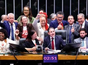 Após dois meses da publicação da emenda constitucional, valerão já dois dias de descanso rem...