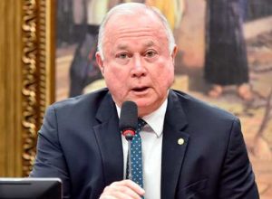 Caso sejam aprovados, os textos serão analisados por uma comissão especial e, depois, pelo Plen...